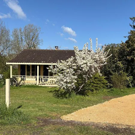 Maison Marly, Jacuzzi & Castle View By Dordogne Holiday home *