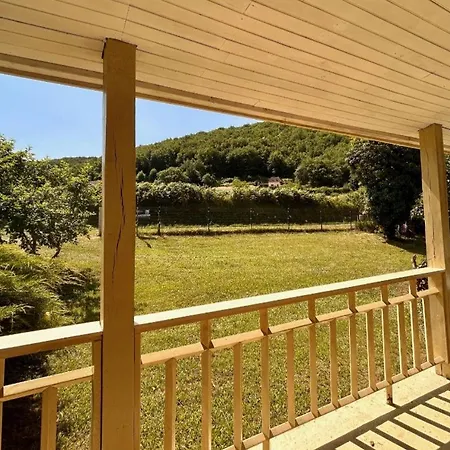 Holiday home Maison Marly, Jacuzzi & Castle View By Dordogne Castelnaud La Chapelle